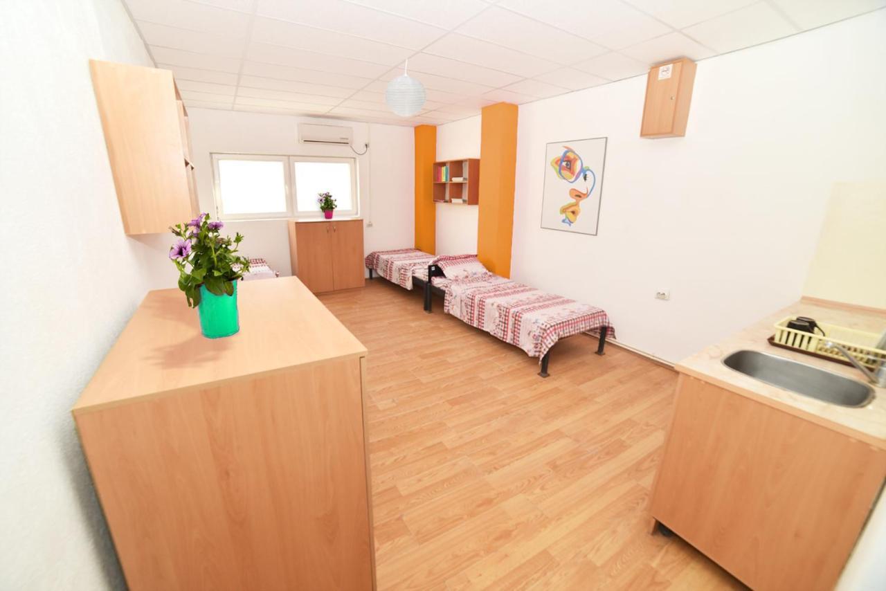 Hiljadnikov Apartments Stip Ngoại thất bức ảnh